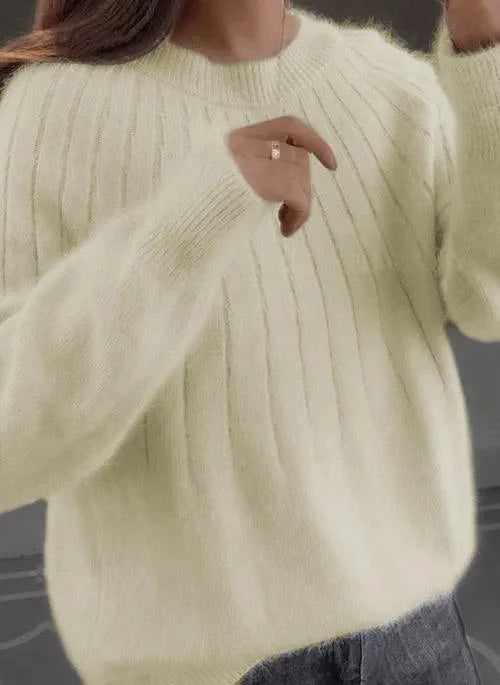 Isabelle | Fluffy trui met ronde hals