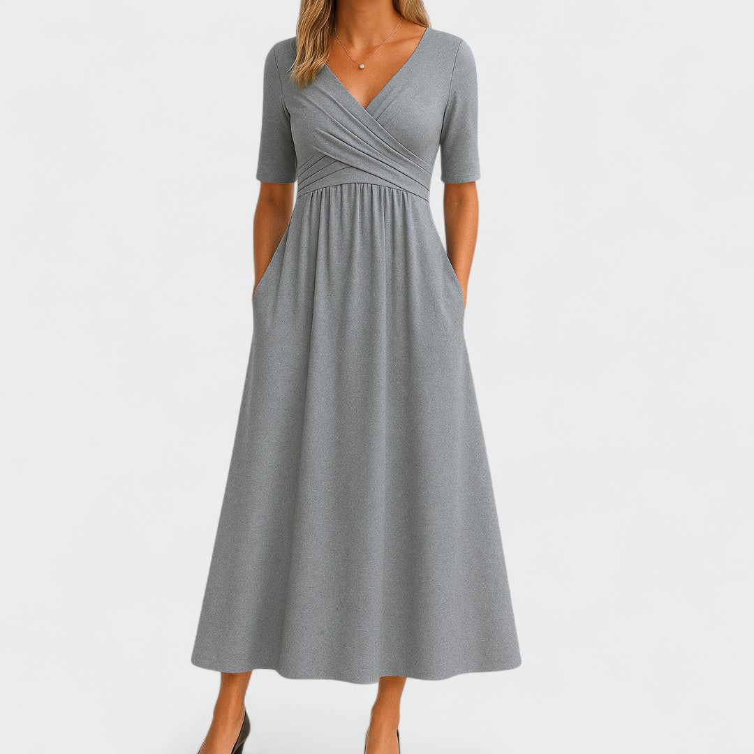 Odilia | Midi-jurk met flatterende taille en vloeiende lijn