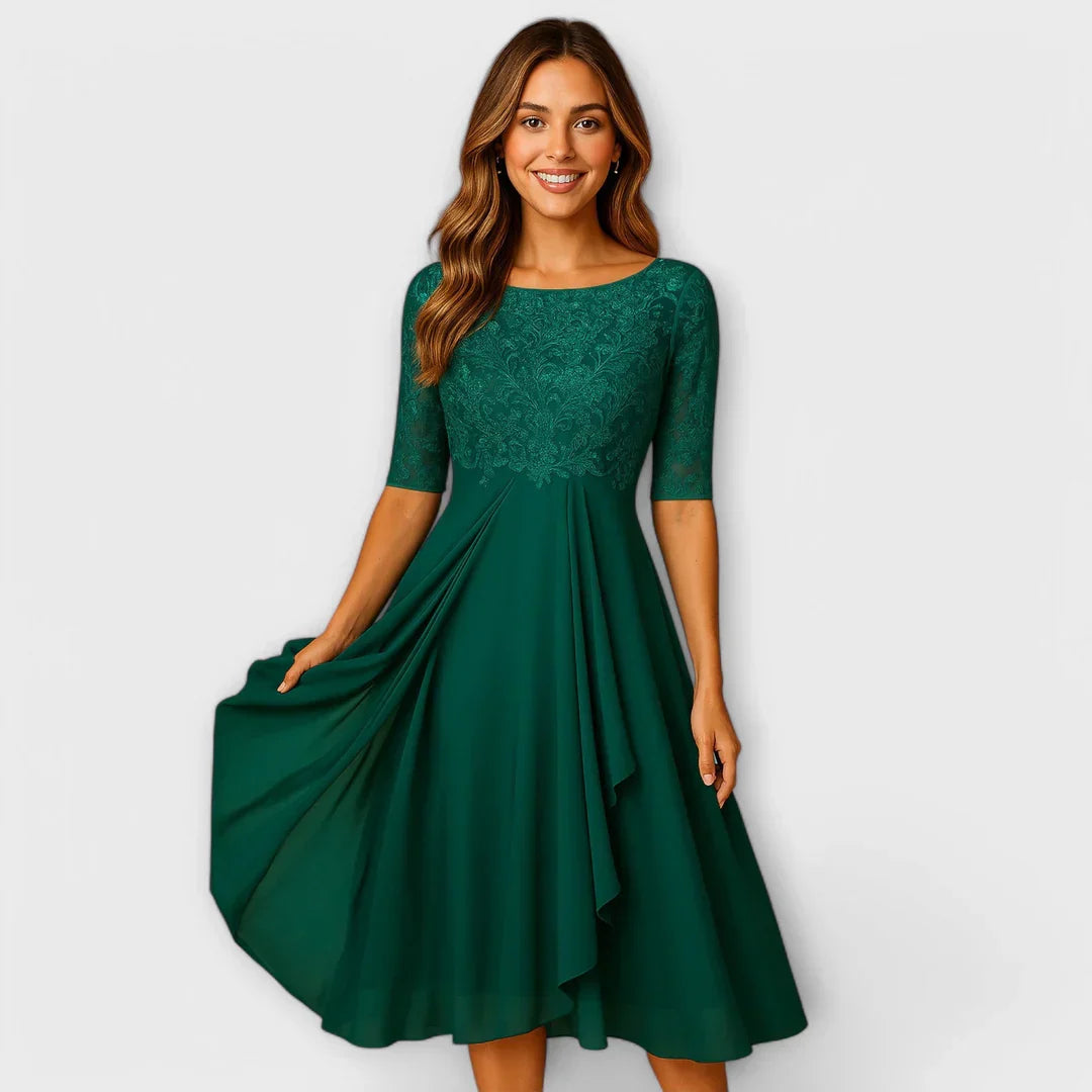 Annelies | Midi-jurk met kant en sierlijke details
