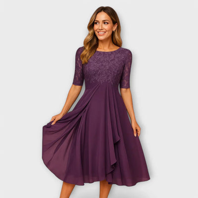 Annelies | Midi-jurk met kant en sierlijke details