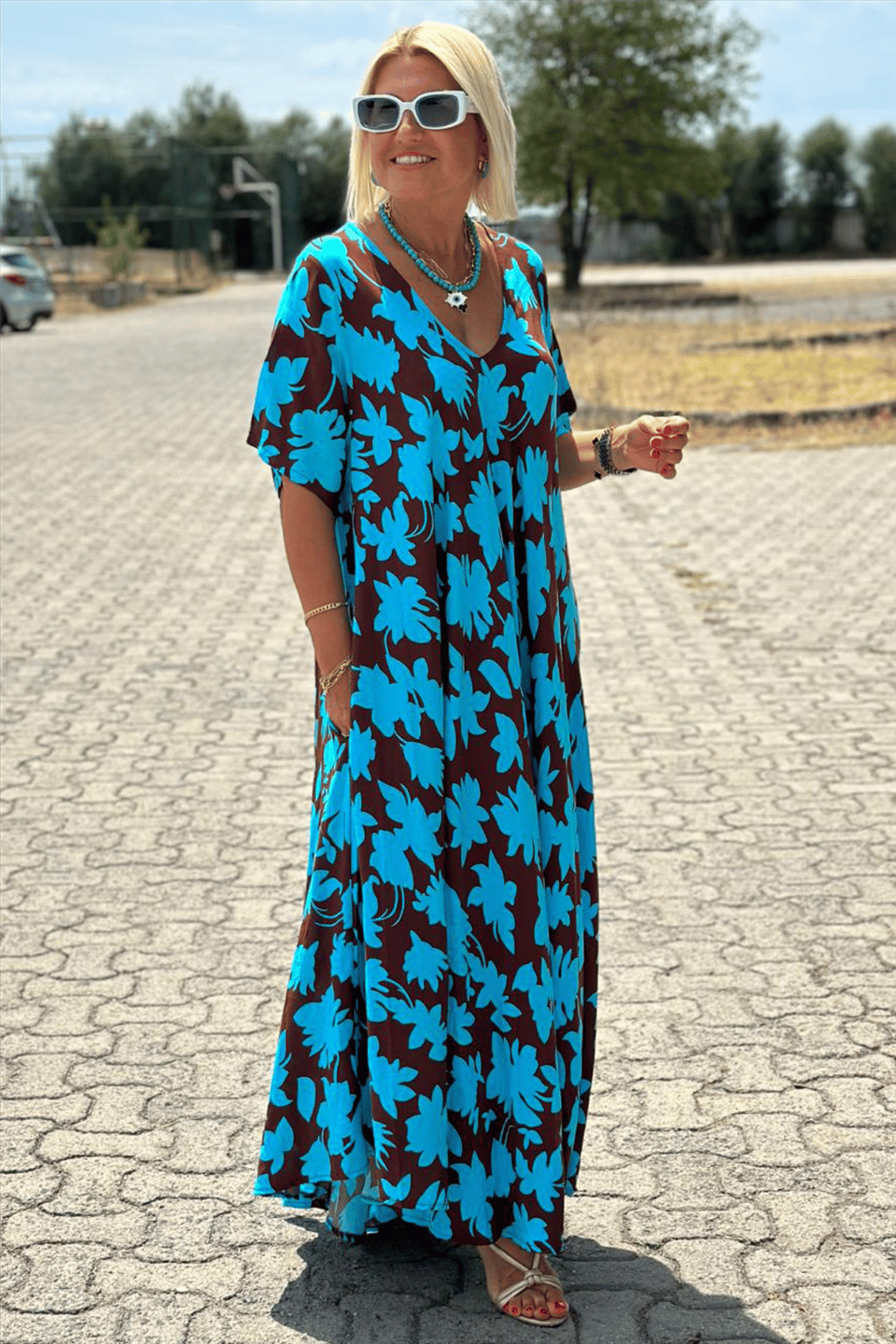 Renée | Elegante jurk met flatterende V-hals en soepele taille