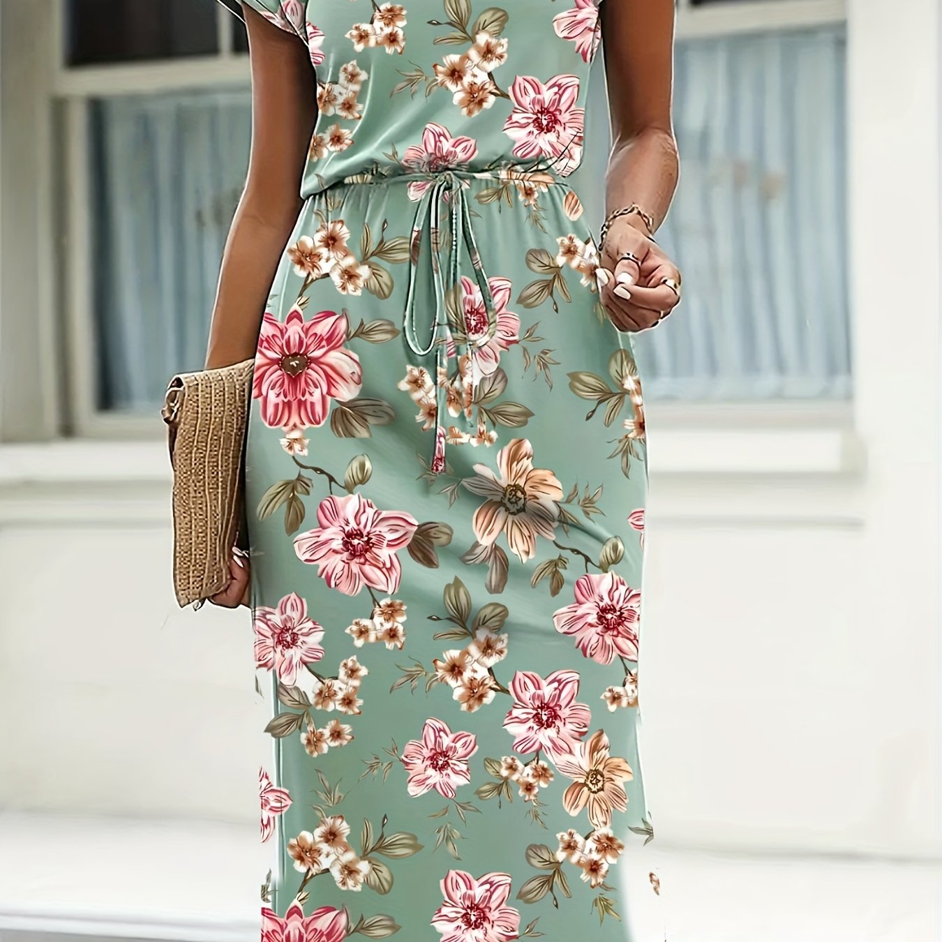 Claire | Bloemenjurk met flatterende taille-accent