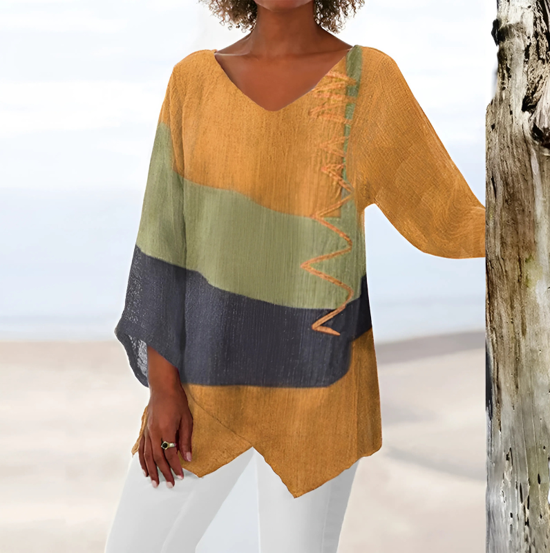 Clairette | Blouse met V-hals en artistieke print in vintage stijl