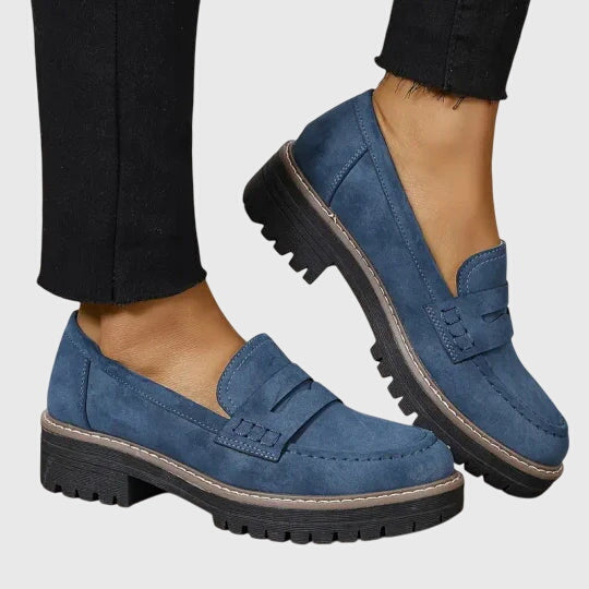Odette | Suède loafers met tijdloze charme
