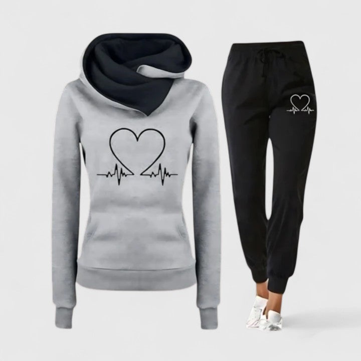 Lisette | Comfortabele hoodie-set met hartslagdetail