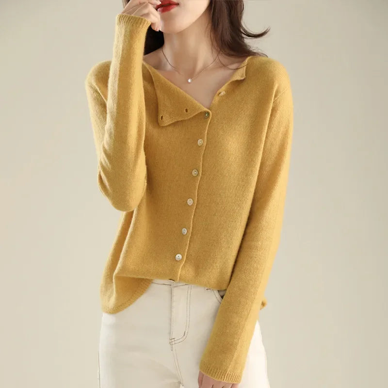 Mireille | Gebreid vest met elegante knopen