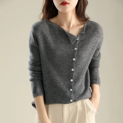 Mireille | Gebreid vest met elegante knopen
