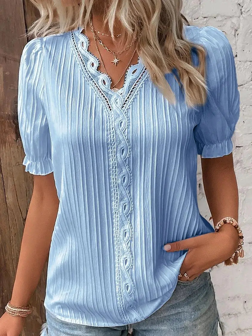 Liliane | Witte zomertop met kant en V-hals