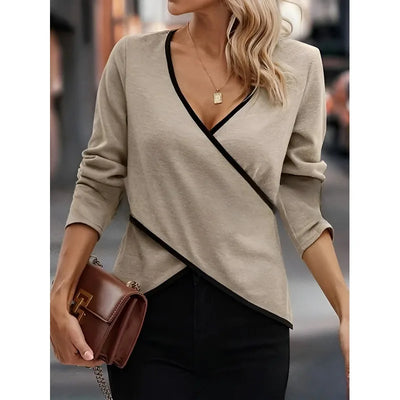Marianne | Elegante V-hals top met gekruist detail
