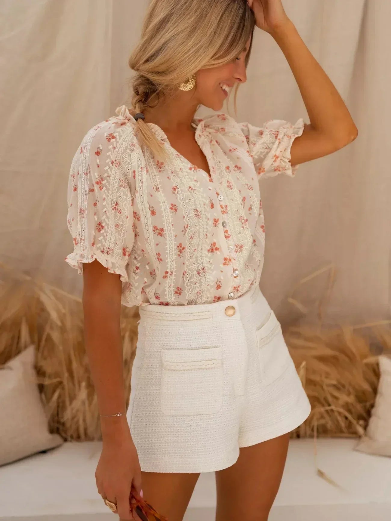 Mirelle | Blouse met bloemenprint en romantisch detail