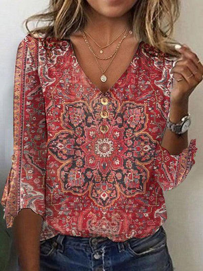 Claudine | Top met rode print en flatterende V-hals